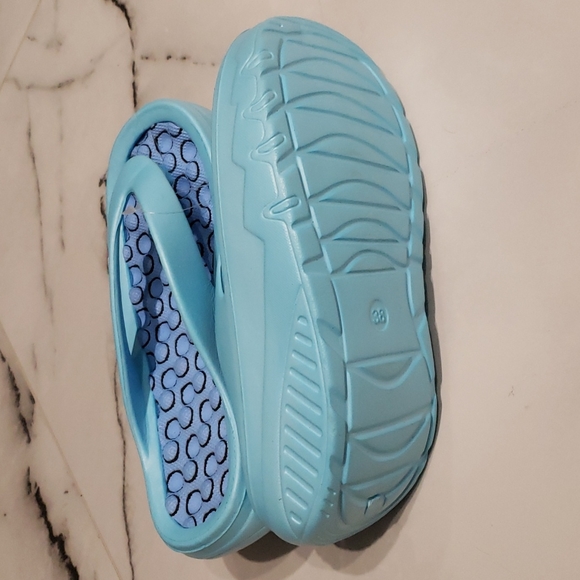 Rubber slepper - Picture 7 of 7